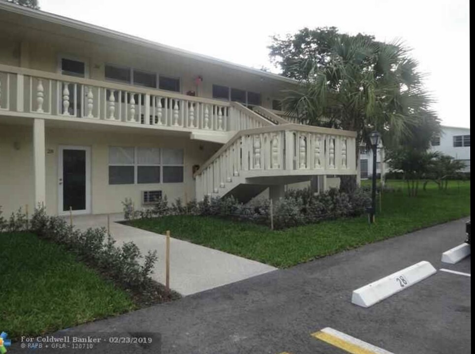 33 Ventnor Dr in Deerfield Beach, FL - Building Photo