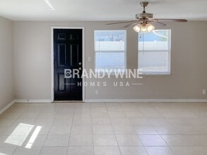 7236 Darien Way in Clearwater, FL - Foto de edificio - Building Photo