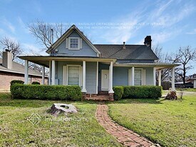500 Hill in Aubrey, TX - Building Photo