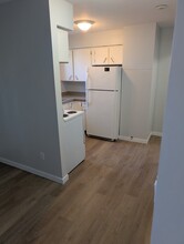 2212 Redwood St in Prince George, BC - Building Photo - Building Photo