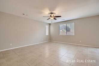 10646 Mt Blackburn Ave in Las Vegas, NV - Building Photo - Building Photo