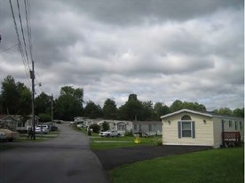 Country Acres Mobile Home Park Apartments