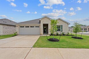 129 Bruin Paw Dr in Georgetown, TX - Building Photo