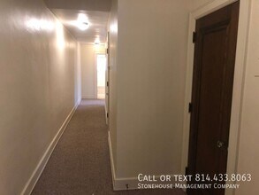 358 W 7th St-Unit -2 in Erie, PA - Building Photo - Building Photo