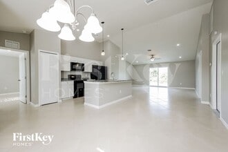 5402 Anita Ave N in Lehigh Acres, FL - Building Photo - Building Photo