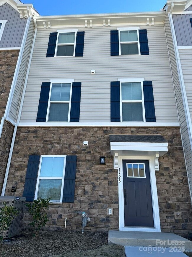 1728 Aspire St in Charlotte, NC - Building Photo - Building Photo