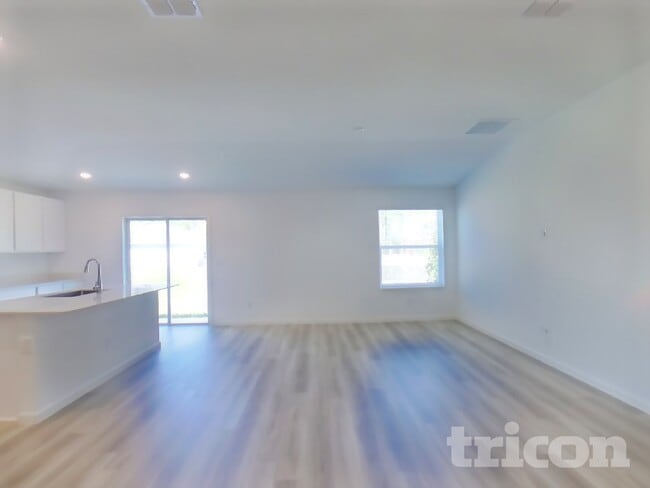 7843 Greatford Wy in Jacksonville, FL - Foto de edificio - Building Photo