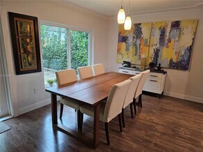 606 Alminar Ave in Coral Gables, FL - Building Photo - Building Photo