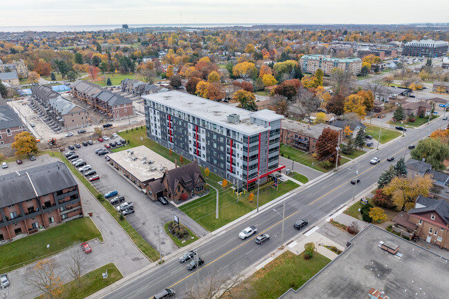 513 Dundas Street East in Whitby, ON - Building Photo - Building Photo