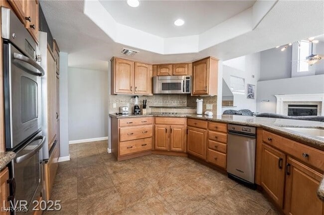 property at 3003 La Mesa Dr