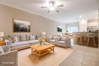 2141 Azure Vw Wy in Lutz, FL - Building Photo - Building Photo
