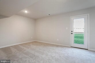46 Thrower Rd in Hedgesville, WV - Building Photo - Building Photo
