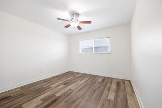 4284 Schoolridge Ln in La Mesa, CA - Building Photo - Building Photo