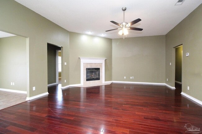 6462 Sarasota St in Pensacola, FL - Building Photo - Building Photo