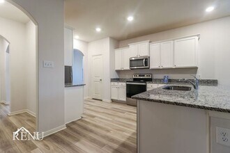 25418 Cypress Bend Dr in Cleveland, TX - Building Photo - Building Photo