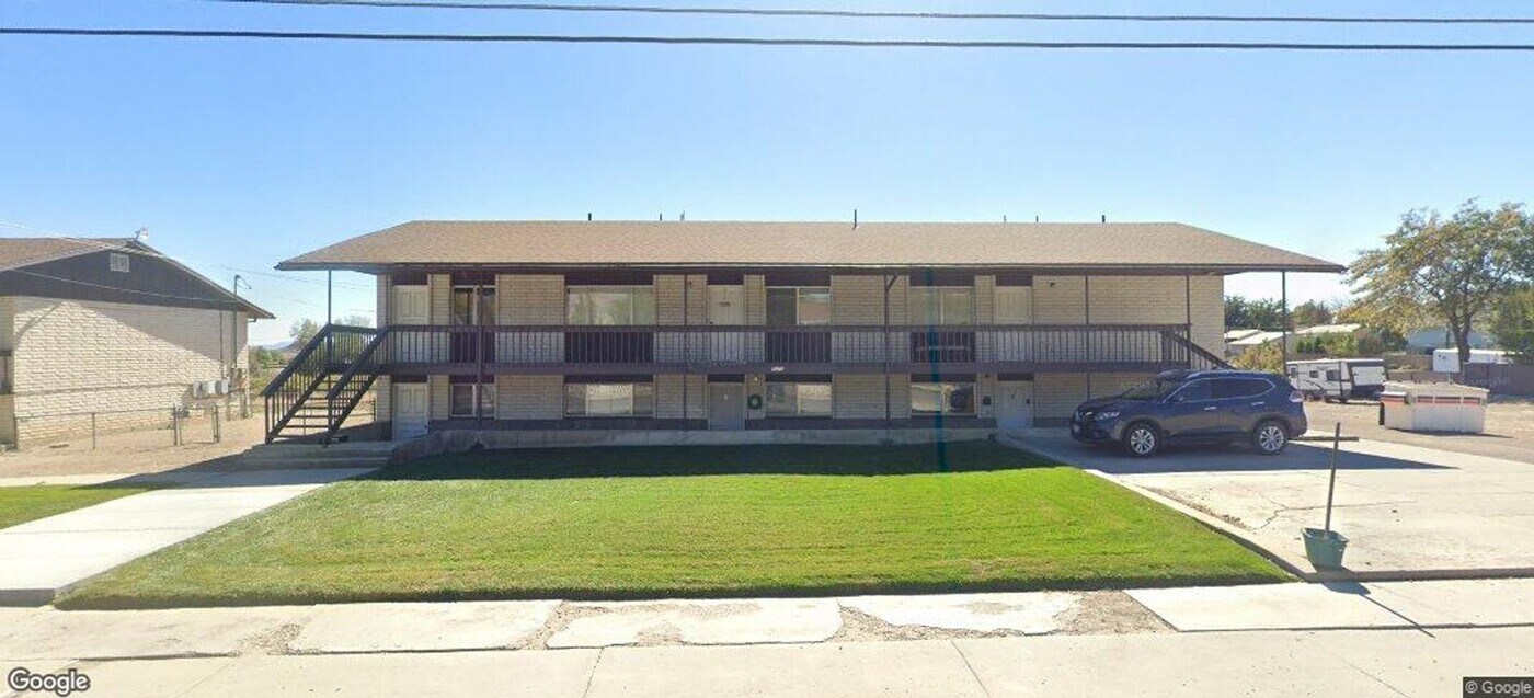 1070 E 8th N in Price, UT - Building Photo