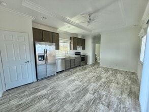 528 Lahainaluna Rd in Lahaina, HI - Building Photo - Building Photo