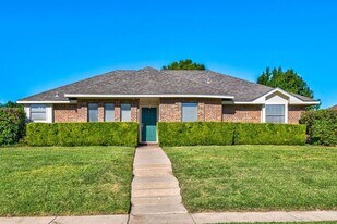 339 Aspenway Dr in Coppell, TX - Building Photo