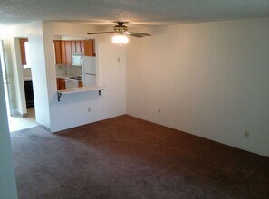 505 SE 27th Ave-Unit -014 in Albany, OR - Building Photo - Building Photo