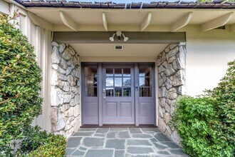 16553 Hartsook St in Encino, CA - Building Photo - Building Photo