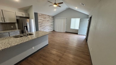 3331 W Nantucket Ave in Wichita, KS - Building Photo - Building Photo