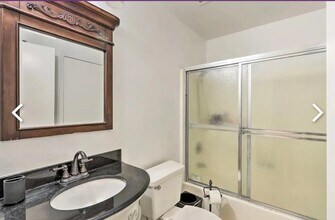4201 N 20th St in Phoenix, AZ - Foto de edificio - Building Photo