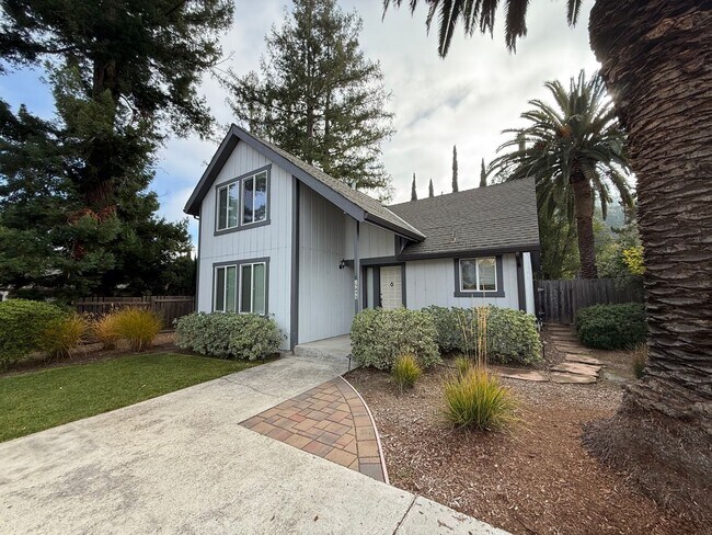 15895 Blossom Hill Rd in Los Gatos, CA - Building Photo - Building Photo