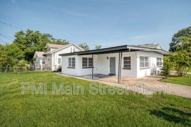 2042 Chamberlin St in Orlando, FL - Building Photo - Building Photo