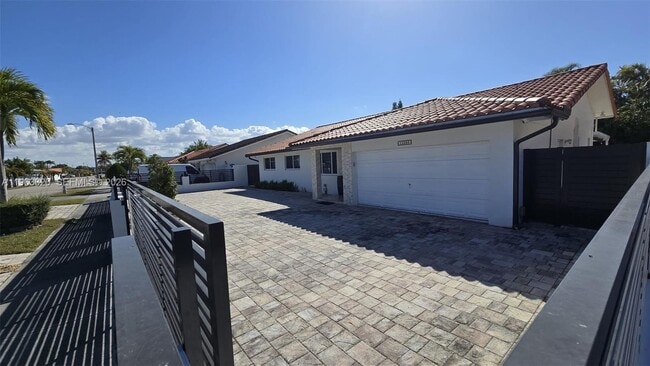 13340 SW 23rd St in Miami, FL - Building Photo - Building Photo