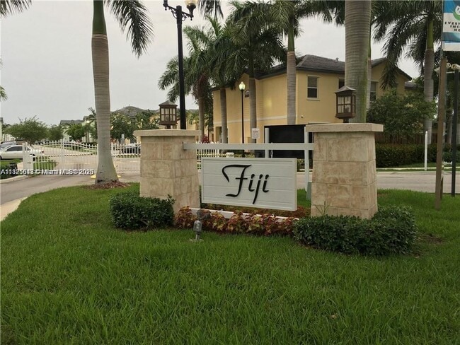 property at 133 SE 28th Ter