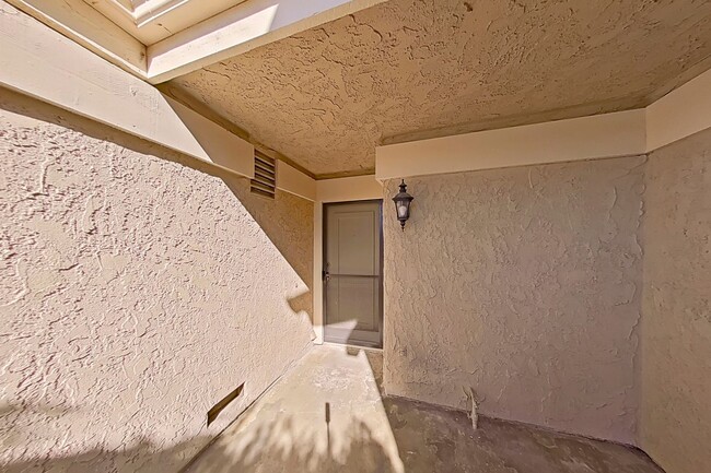 267 Avenida Adobe in San Clemente, CA - Building Photo - Building Photo