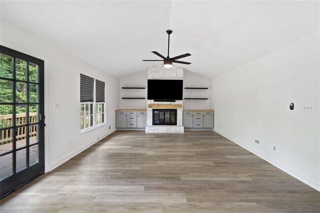 4205 Mabry Rd in Roswell, GA - Building Photo - Building Photo