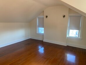 283 Mile Square Rd in Yonkers, NY - Building Photo - Building Photo