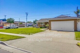 10321 Courtright Rd in Stanton, CA - Building Photo - Building Photo