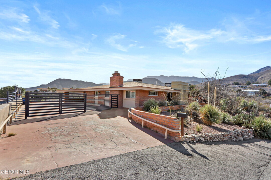 3112 Devils Tower Cir in El Paso, TX - Building Photo