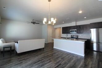 589 S Quillan Pl in Kennewick, WA - Building Photo - Building Photo