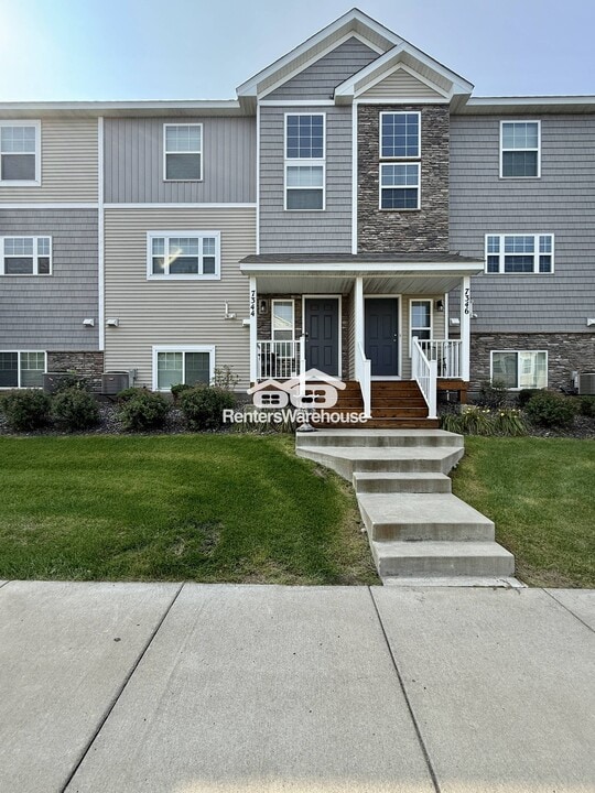 7344 146th Ave NW in Ramsey, MN - Building Photo
