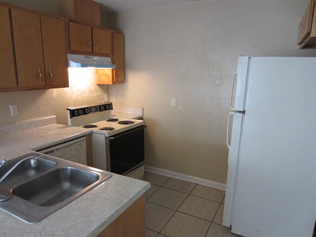 1223 Cleveland St, Unit 2 in Tallahassee, FL - Foto de edificio - Building Photo