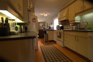 81 Sterling St in Hamilton, ON - Building Photo