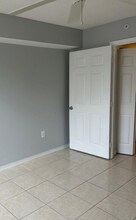 655 SW 111th Way in Pembroke Pines, FL - Building Photo - Building Photo