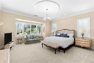 14910 Live Oak Springs Canyon Rd in Santa Clarita, CA - Building Photo - Building Photo