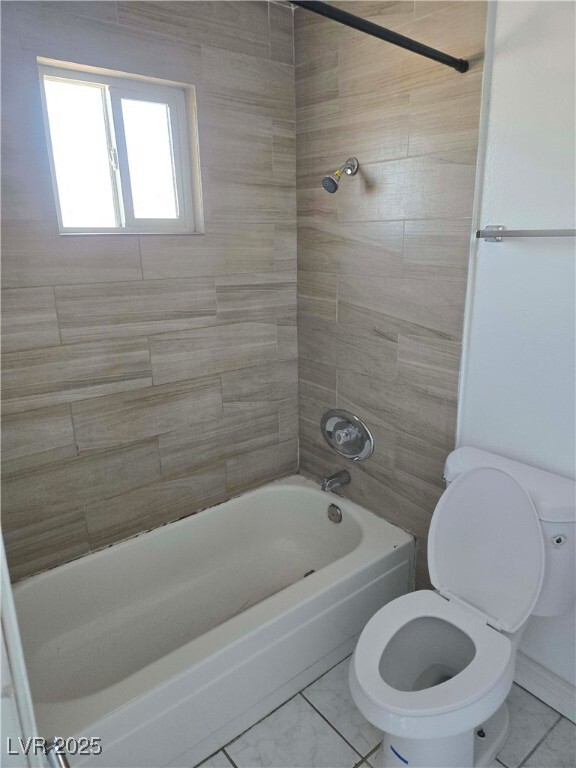 property at 305 N 10th St