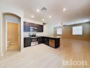 12551 W Hummingbird Terrace in Peoria, AZ - Building Photo - Building Photo