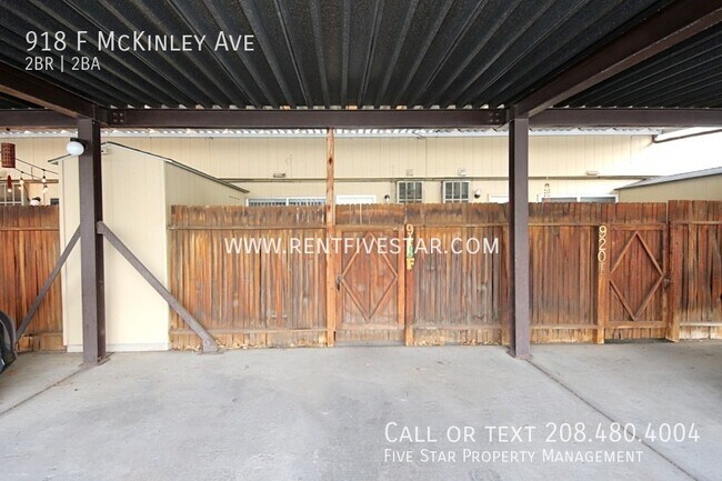 918 McKinley Ave in Pocatello, ID - Foto de edificio - Building Photo