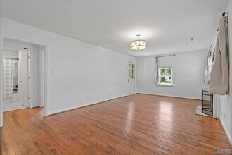 409 McCullough Ave NE in Huntsville, AL - Building Photo - Building Photo