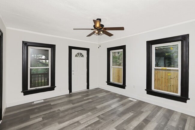 1040 Huffman Ave in Dayton, OH - Building Photo - Building Photo