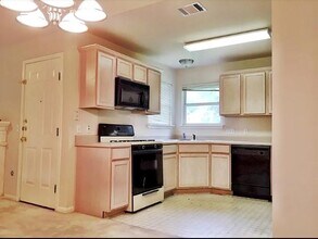 14602 Varrelman St in Austin, TX - Building Photo - Building Photo