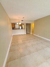 1640 Windorah Way in West Palm Beach, FL - Building Photo - Building Photo