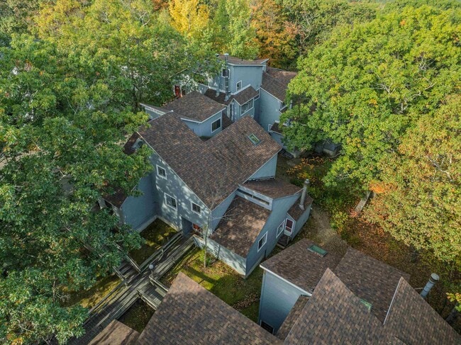 28 Condo Rd in Campton, NH - Building Photo - Building Photo