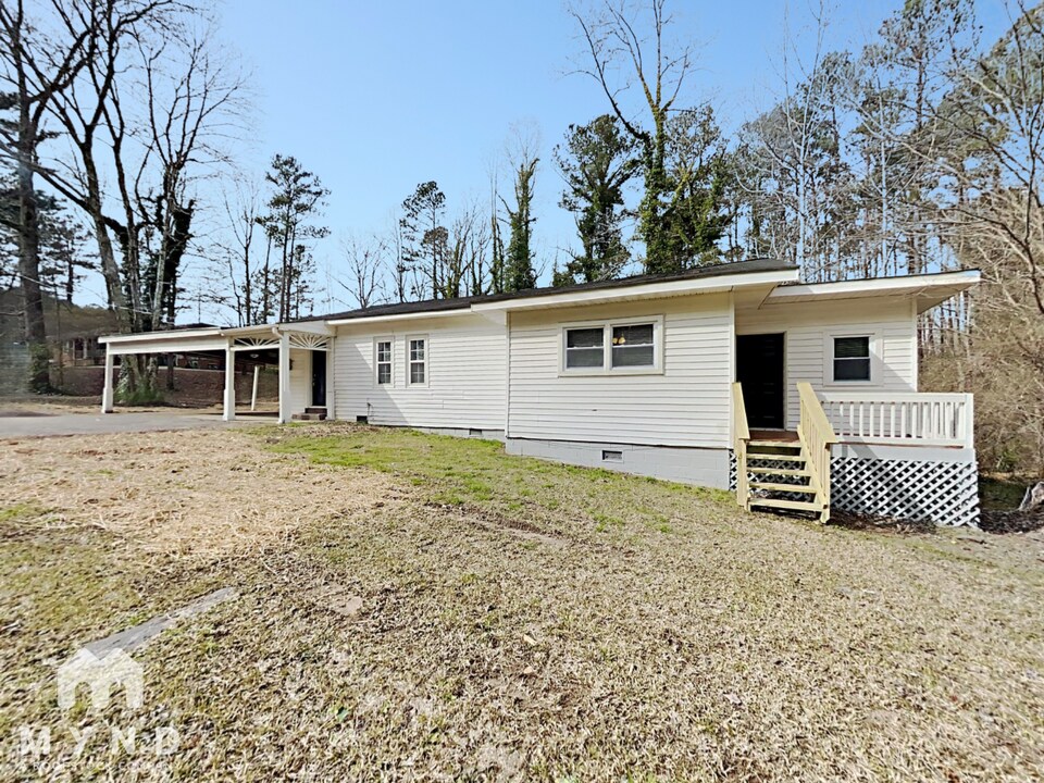 6757 Dallas Acworth Hwy in Dallas, GA - Building Photo